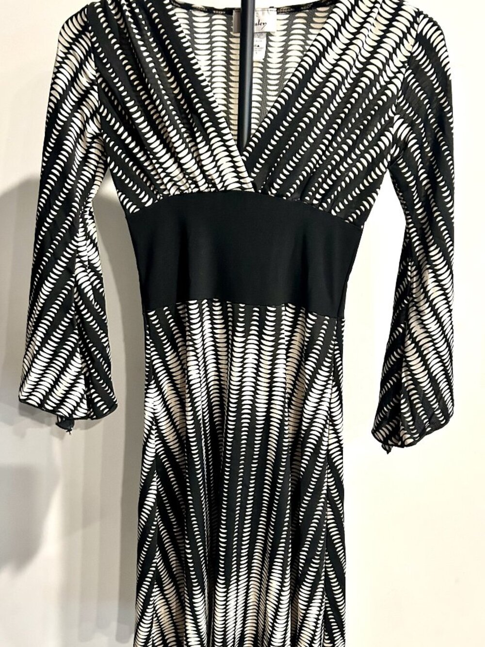 Black and Cream Dress Stretch Material, Size Small, by Chesley